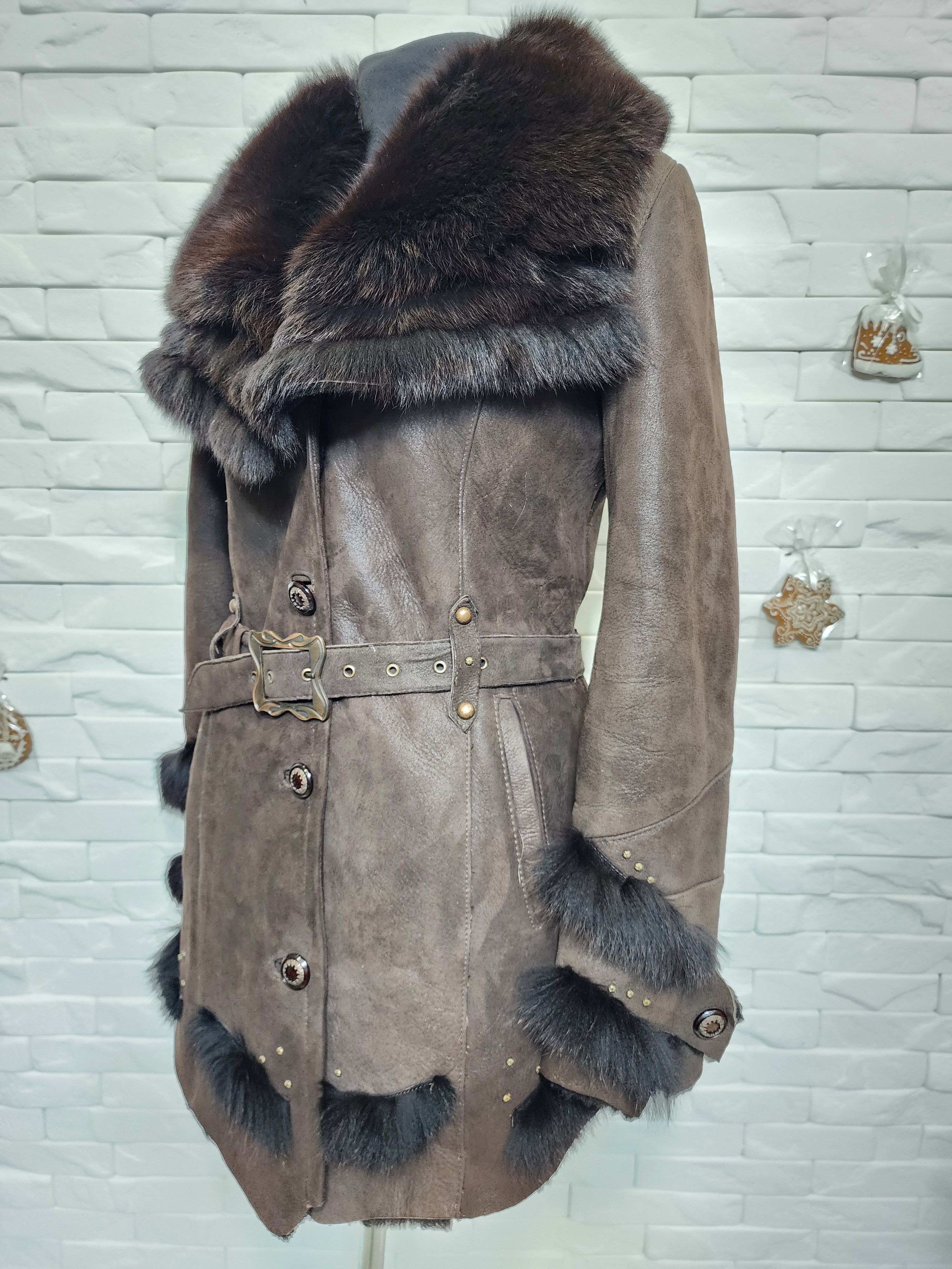 Furla Women's Brown Sheepskin Coat: Genuine Fur Collar Size M / US 6-8 / IT 42-44 - 2 Thumbnail
