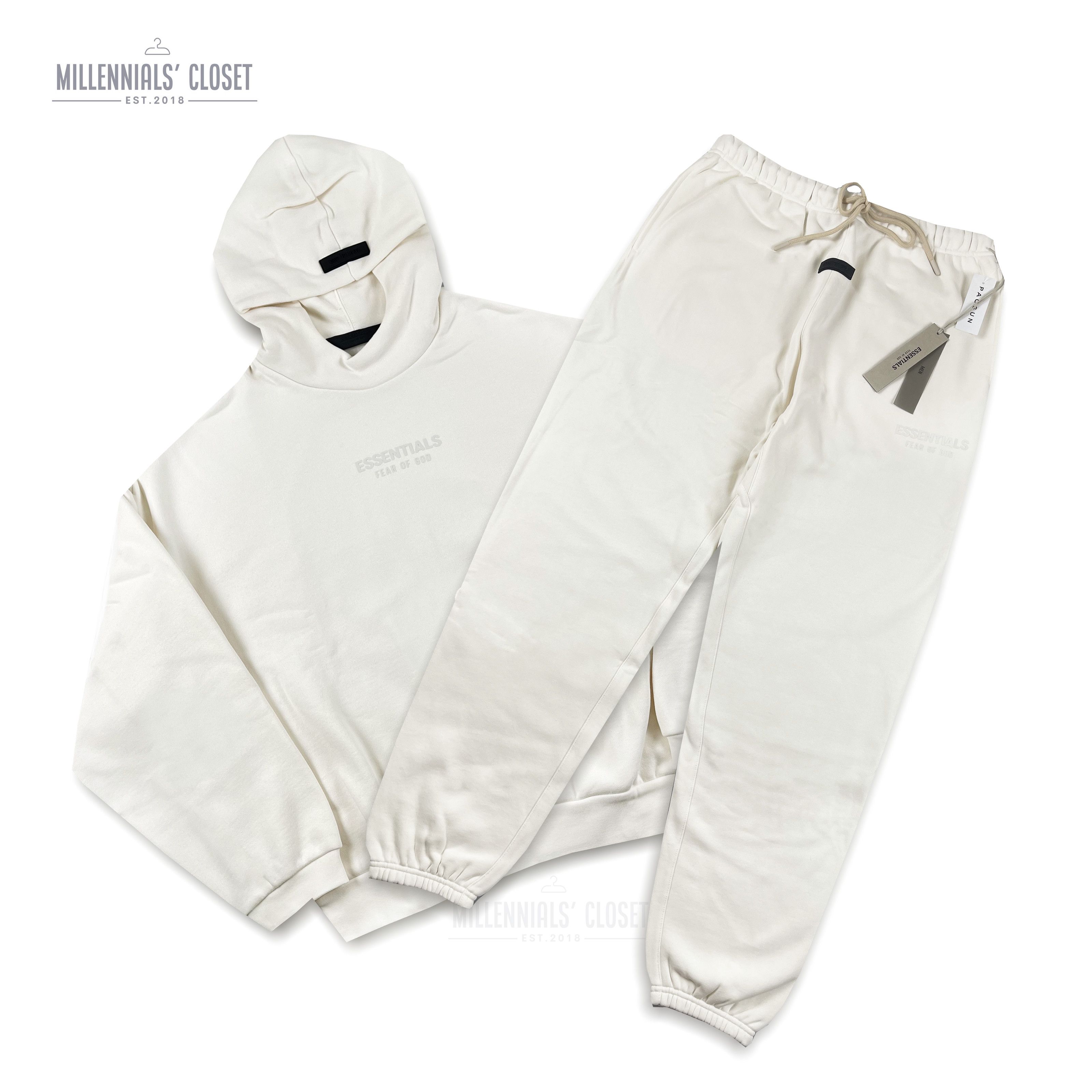 image of Essentials Tracksuit Cloud Dancer Size L, Men's