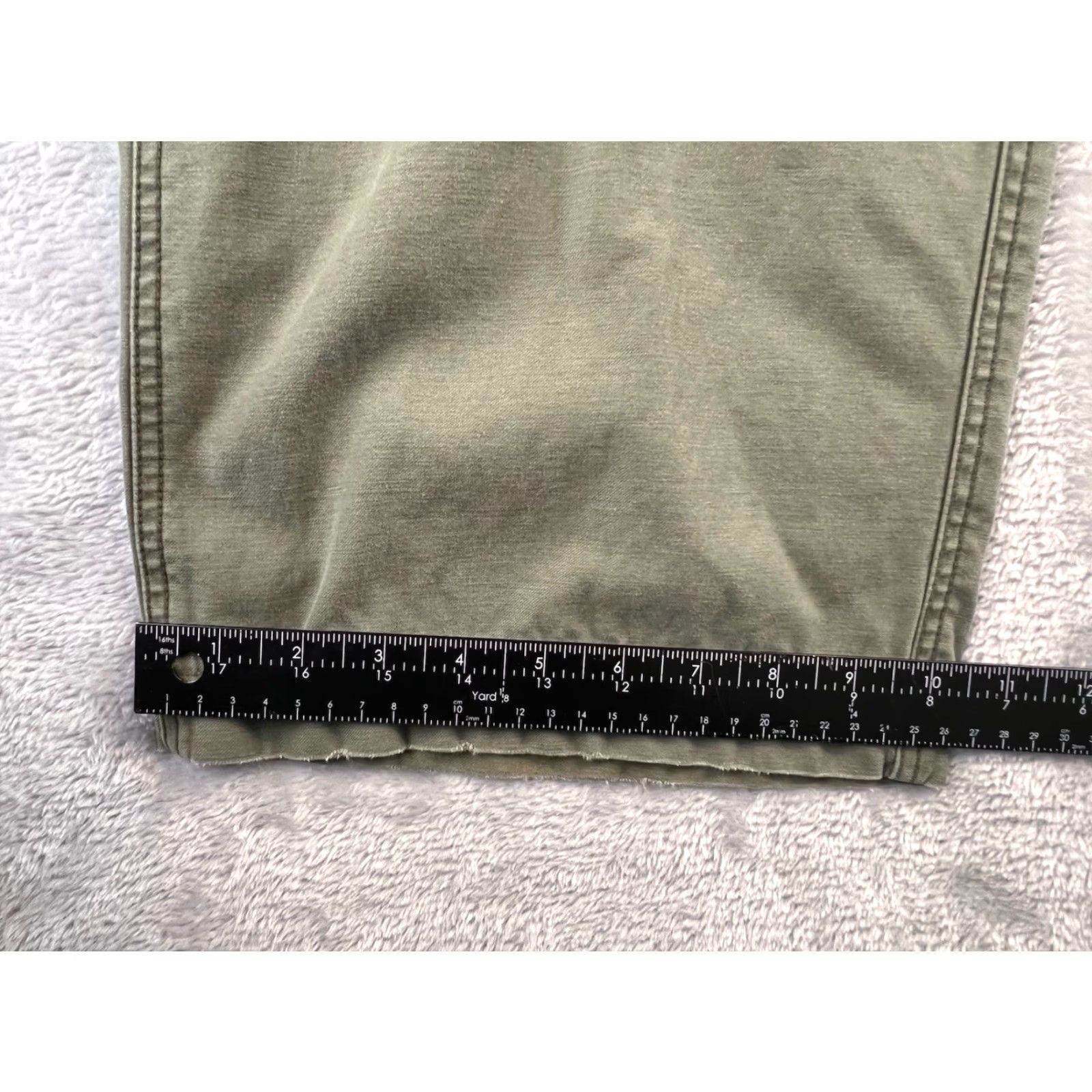 American Eagle Outfitters VINTAGE American Eagle Outfitters Cargo Pants Mens 33x32 Olive Green Army 90s Grunge Wide-Leg Size US 33 - 5 Thumbnail