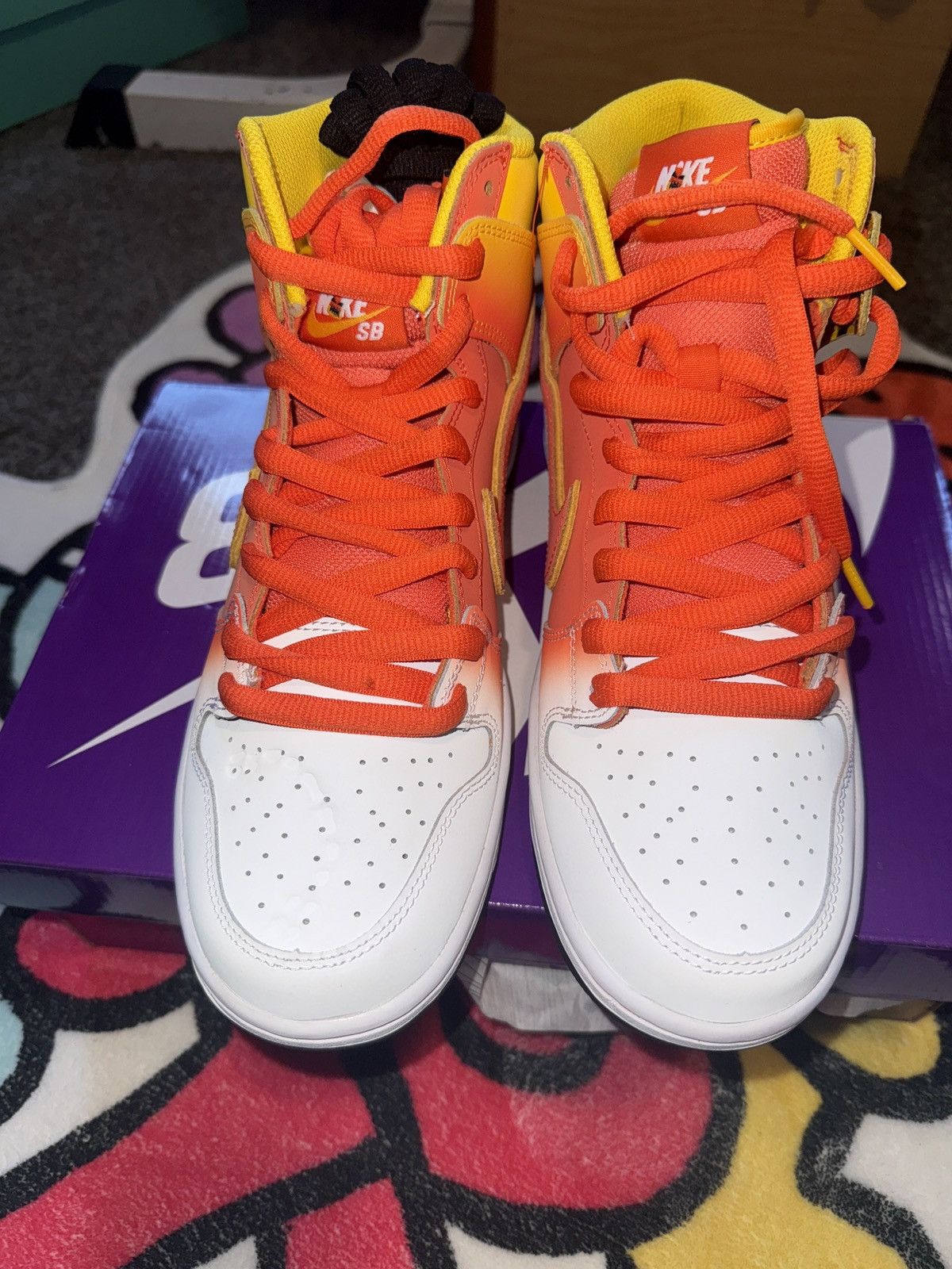 Nike Candy Corn Nike SB Dunk High Pro Size US 8.5 / EU 41-42 - 5 Thumbnail