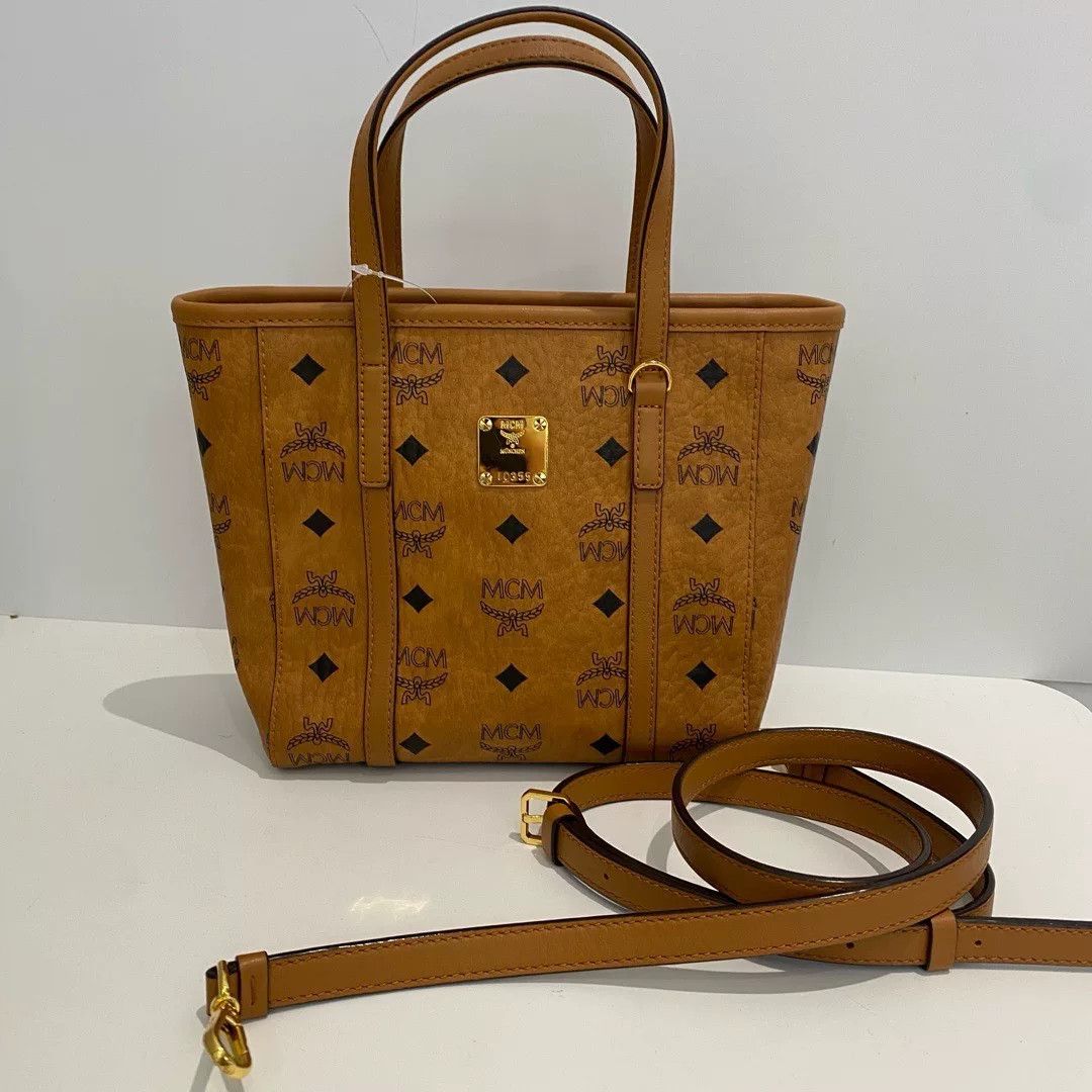 MCM Pre-loved Bag Very good condition Size ONE SIZE - 1 Thumbnail