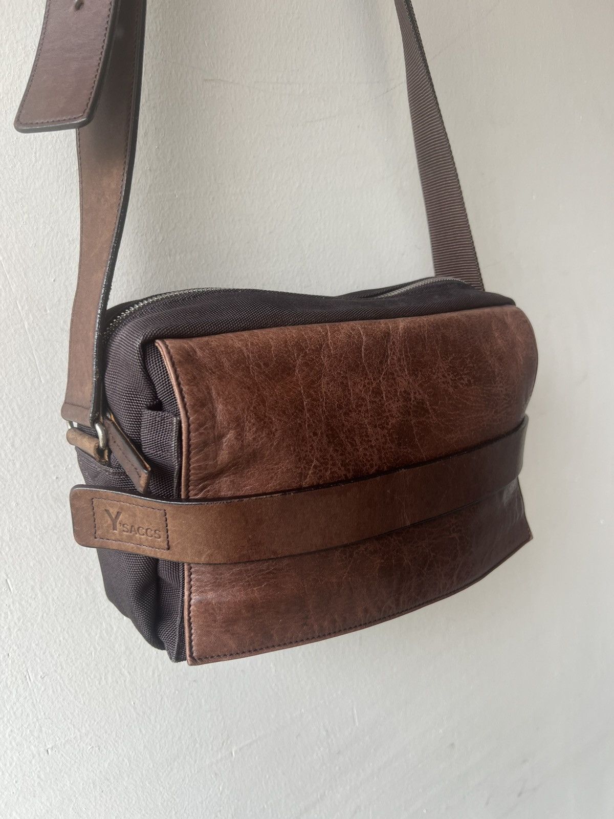 Yohji Yamamoto 2000s Yohji Yamamoto Y’saccs Hybrid Leather Sling Bag Size ONE SIZE - 24 Thumbnail
