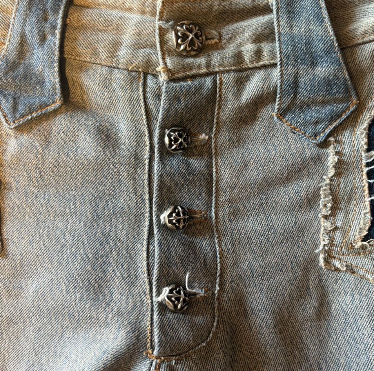 A&G Rock A&G Rock 90s Fleur Knee Tribal Patch Denim Size:28 Size US 28 / EU 44 - 4 Thumbnail