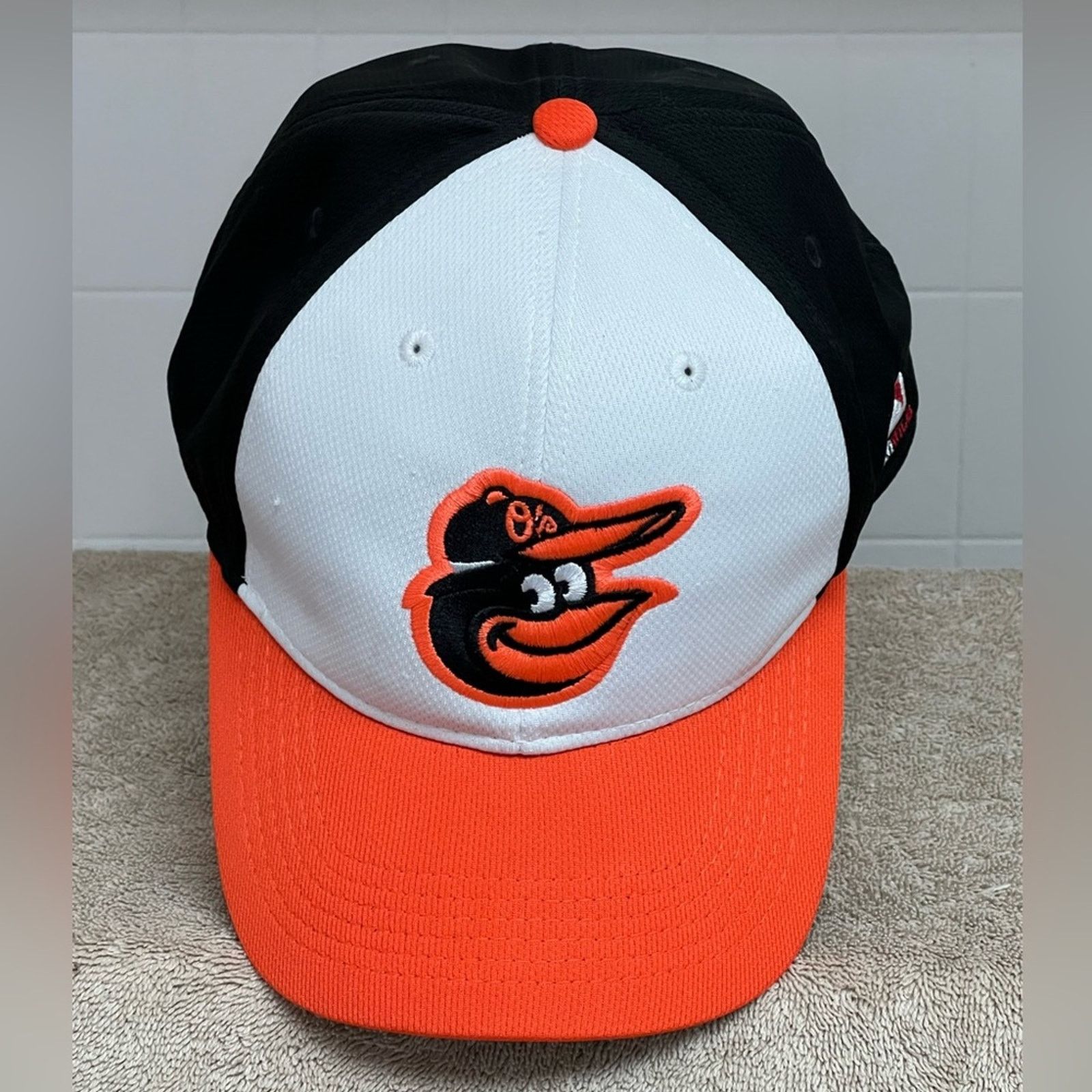 MLB MLB BALTIMORE ORIOLES VELCRO SNAPBACK HAT LIKE NEW Size ONE SIZE - 1 Thumbnail