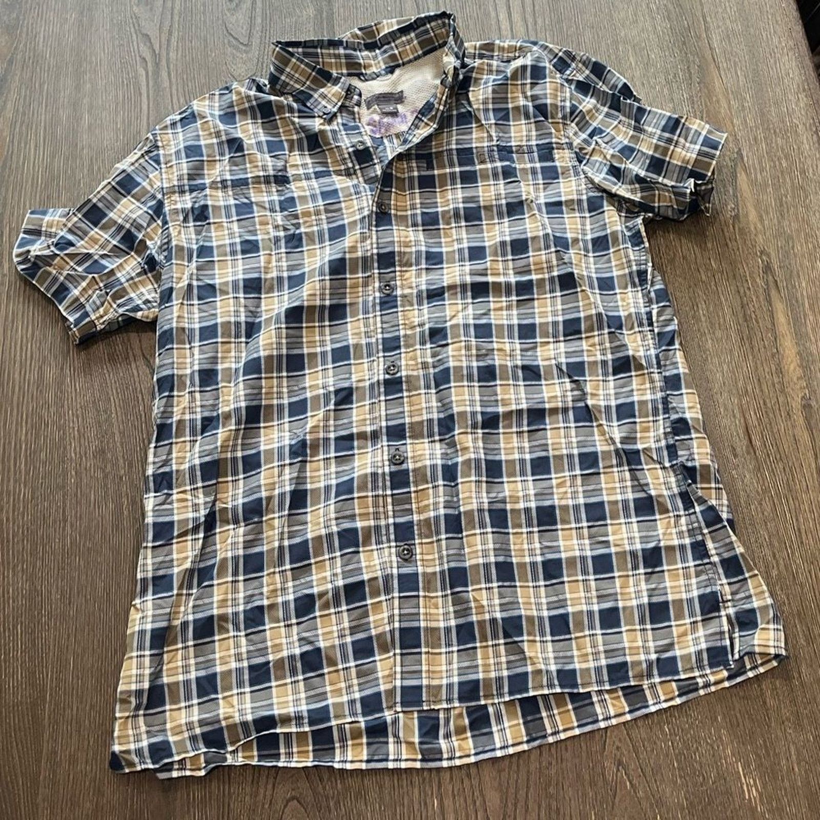 Eddie Bauer NWOT Eddie Bauer Blue Tan Plaid Short Sleeve Shirt Size M Size US M / EU 48-50 / 2 - 1 Thumbnail