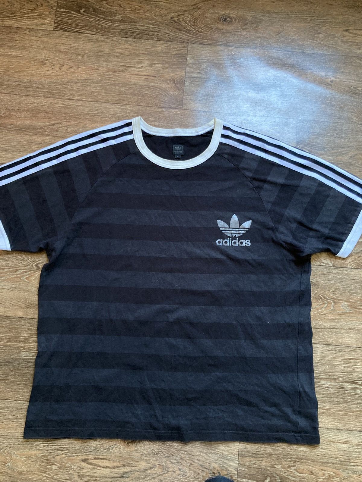 Adidas × Vintage Vintage adidas t-shirt (balenciaga x adidas style) Size US XL / EU 56 / 4 - 2 Thumbnail
