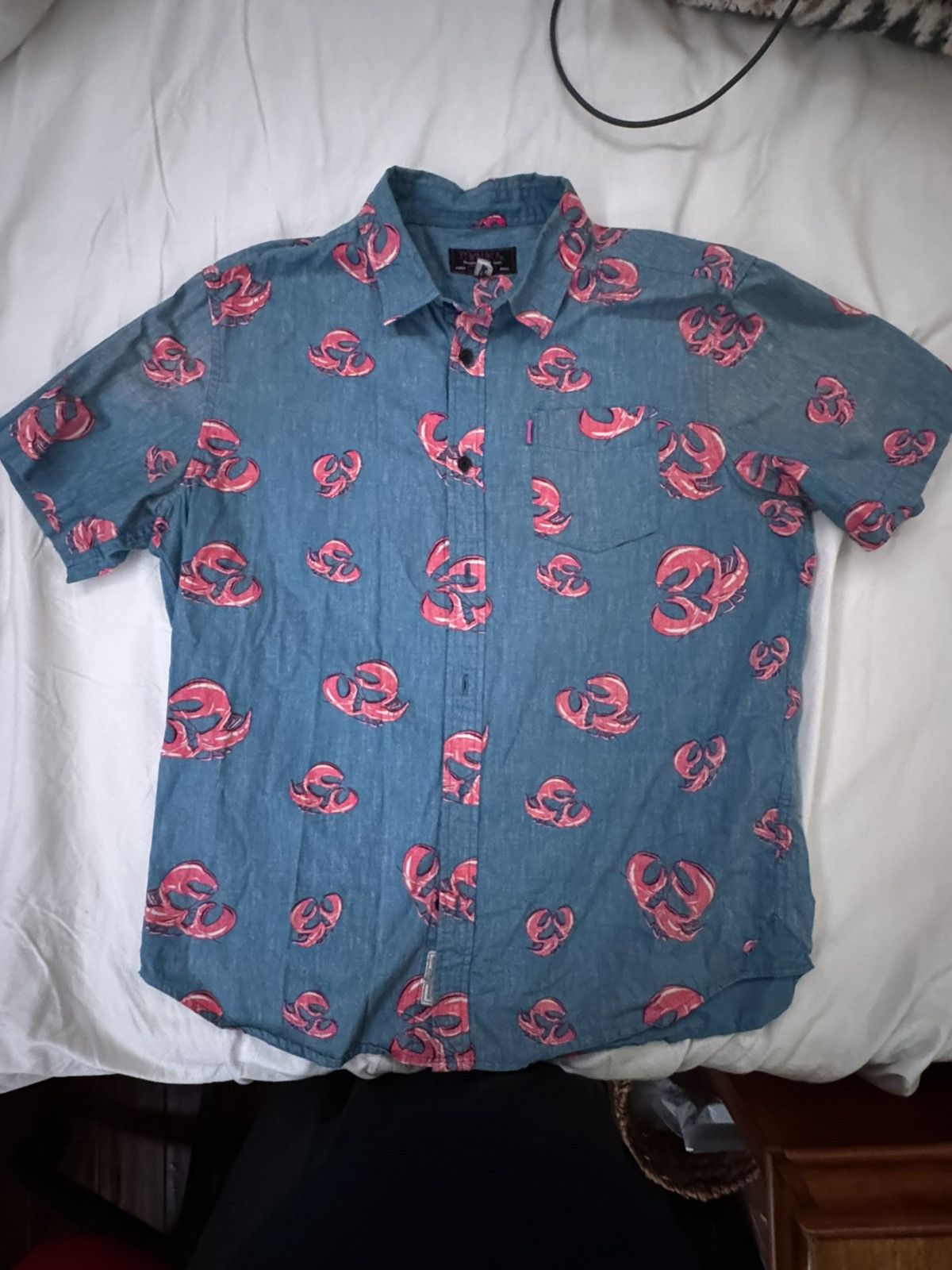 Mishka 2012 Mishka NYC Lobster Button-up size large Size US L / EU 52-54 / 3 - 1 Thumbnail