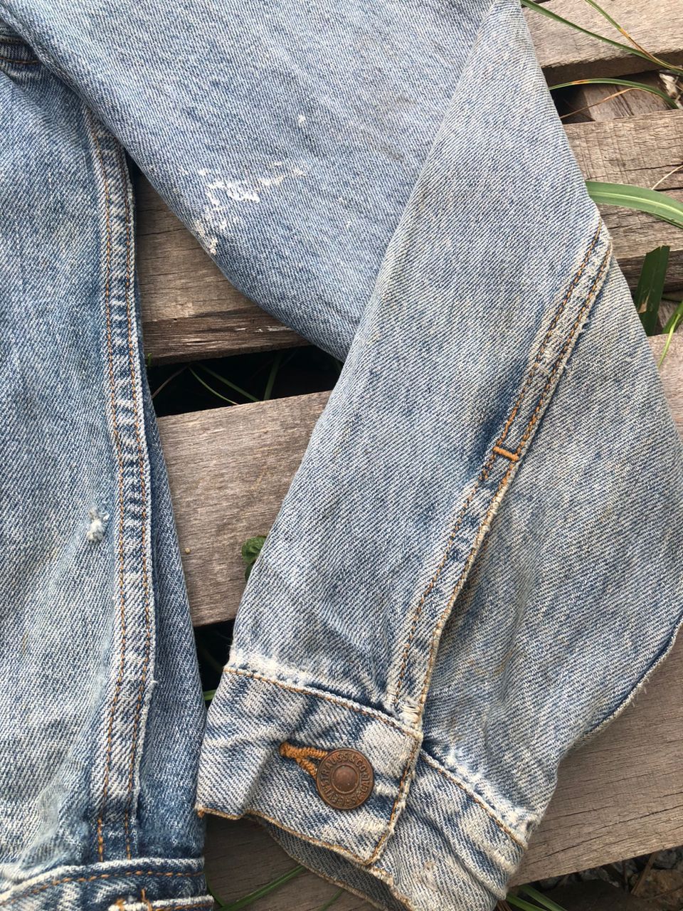 Levi's Levi's 70506-9306 Trucker Denim Jacket Distressed Size US M / EU 48-50 / 2 - 9 Thumbnail