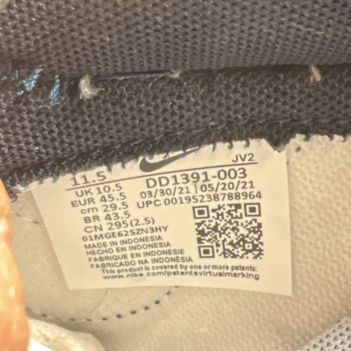 Nike Nike Dunk low Georgetown Size US 11.5 / EU 44-45 - 9 Thumbnail