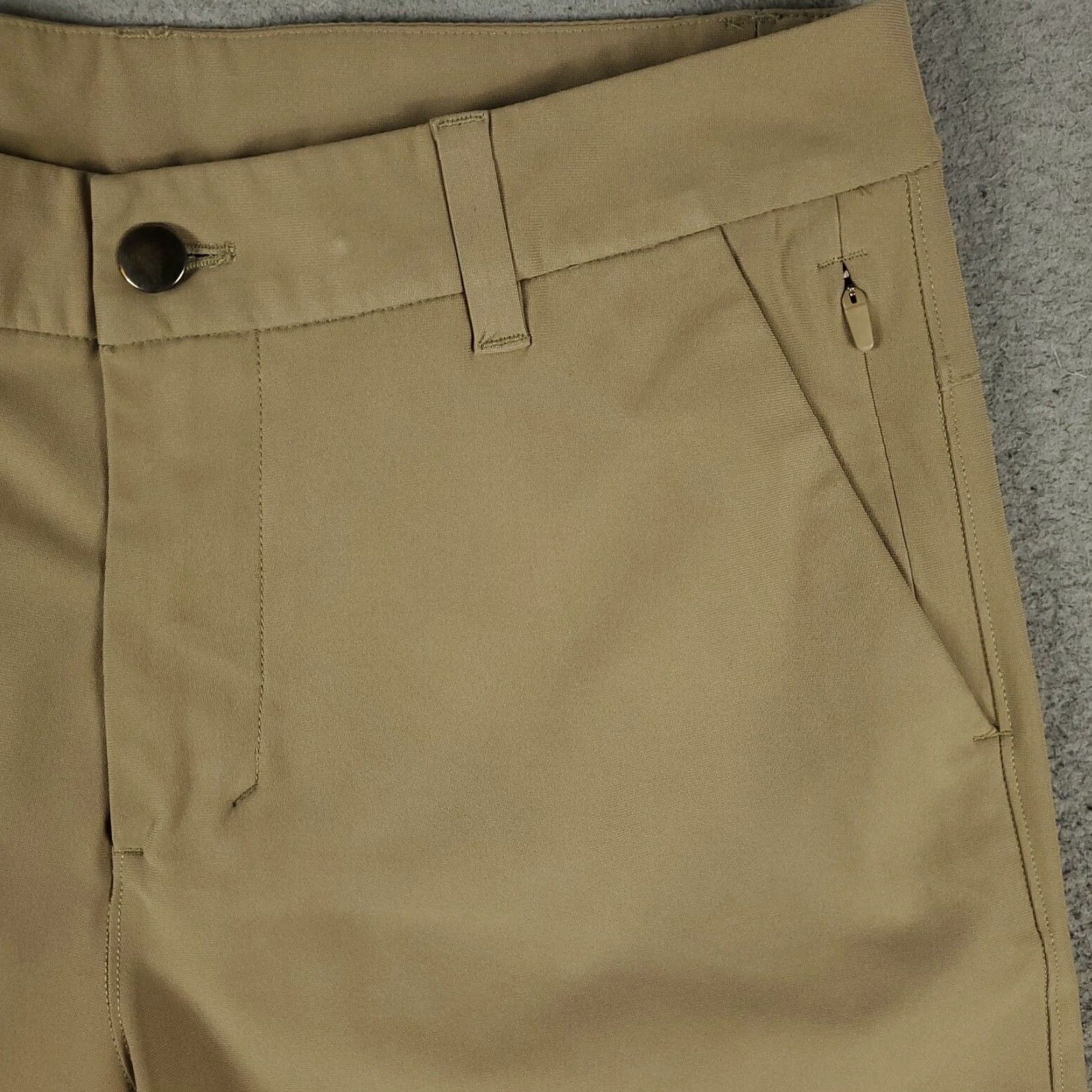 Lululemon Lululemon Shorts Mens Size 30 Beige Tech Casual Flat Front Chino Regular Front Pockets Logo 30 Beige Men Size US 30 / EU 46 - 3 Thumbnail