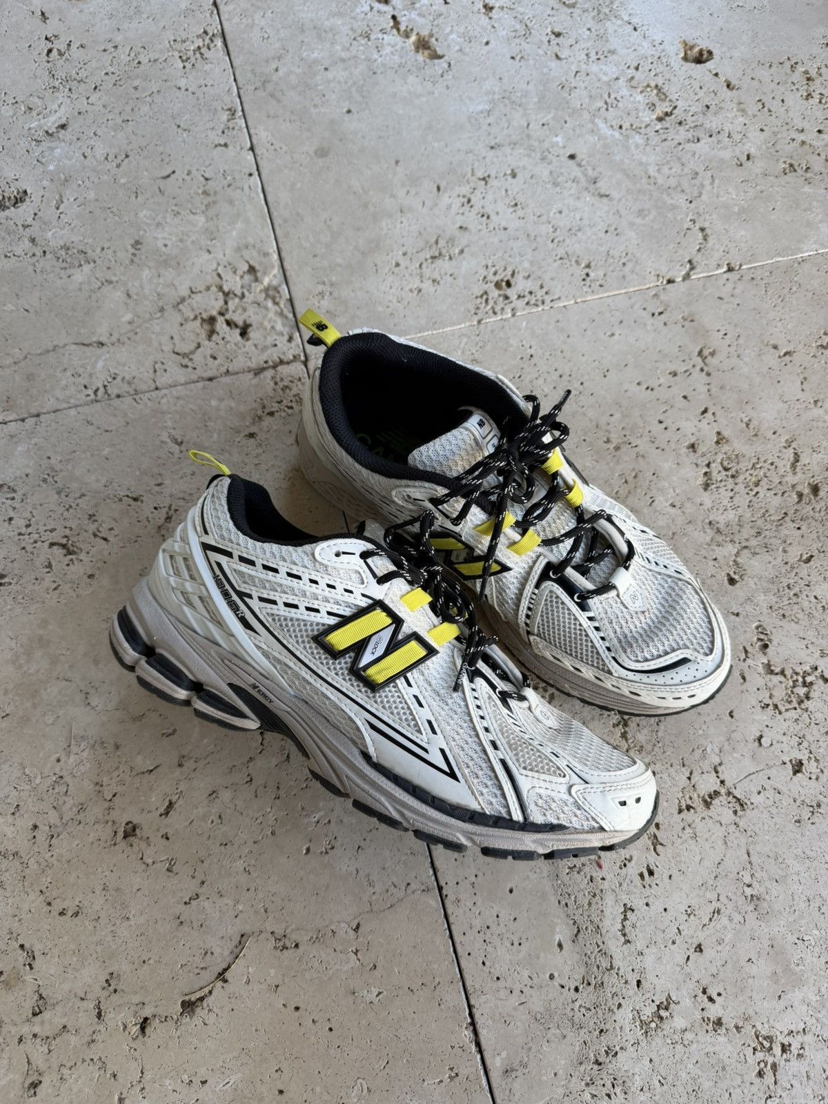 New Balance New Balance 1906R GANNI Egre Size US 10.5 / EU 43-44 - 2 Thumbnail