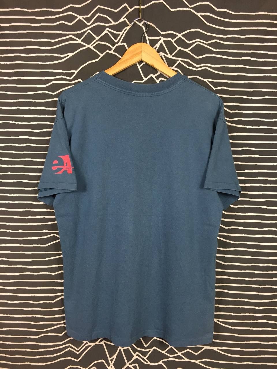 Etnies Vtg Etnies America Skateboards Big Logo Skate Tee Size US L / EU 52-54 / 3 - 9 Thumbnail