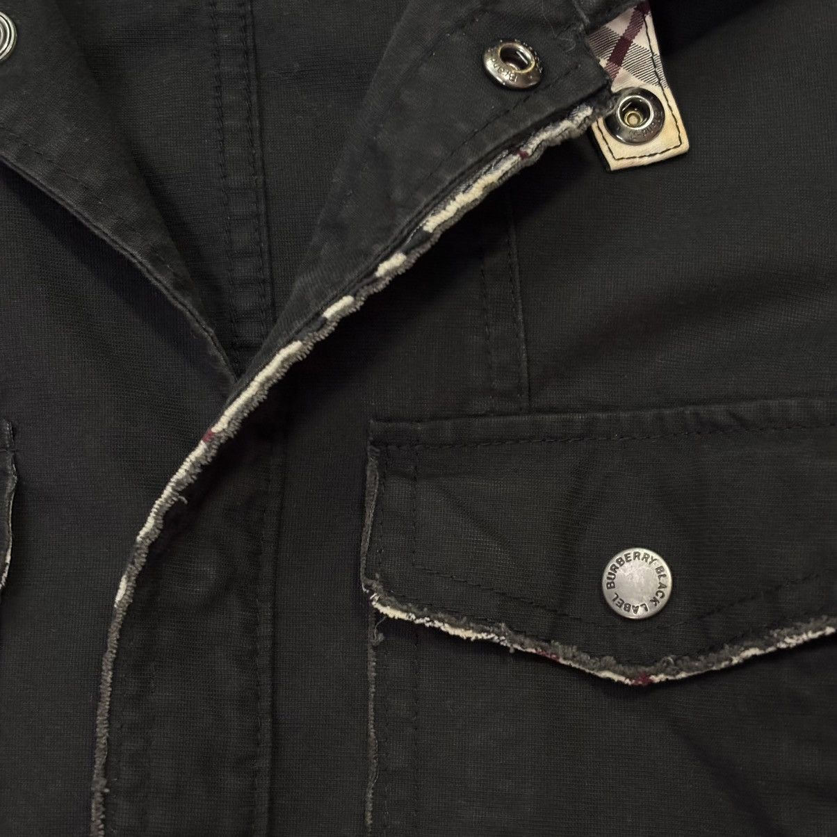 Burberry Burberry Distressed Lining Design Snap Button Jacket Size US L / EU 52-54 / 3 - 8 Thumbnail
