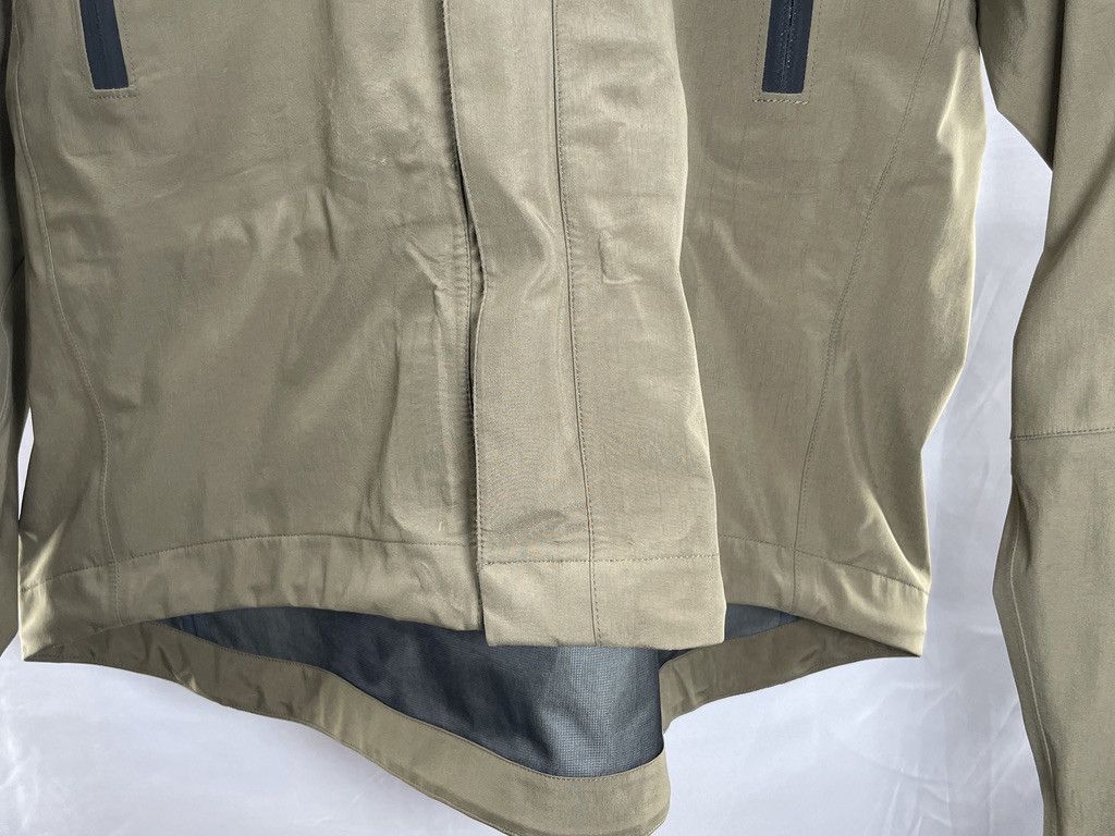 Arc'teryx ARCTERYX LEAF Alpha Gen 1 Crocodile Gore Tex Jacket Size US M / EU 48-50 / 2 - 3 Thumbnail