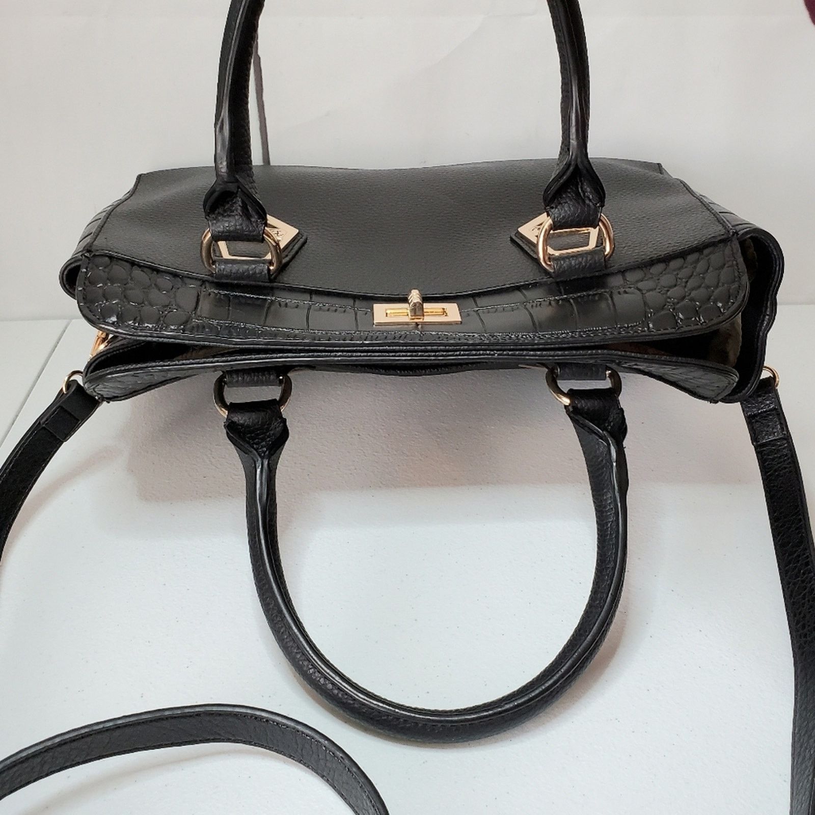 Designer Bob Mackie Rodeo Drive Croc Print Leather Satchel Handbag Size ONE SIZE - 7 Thumbnail