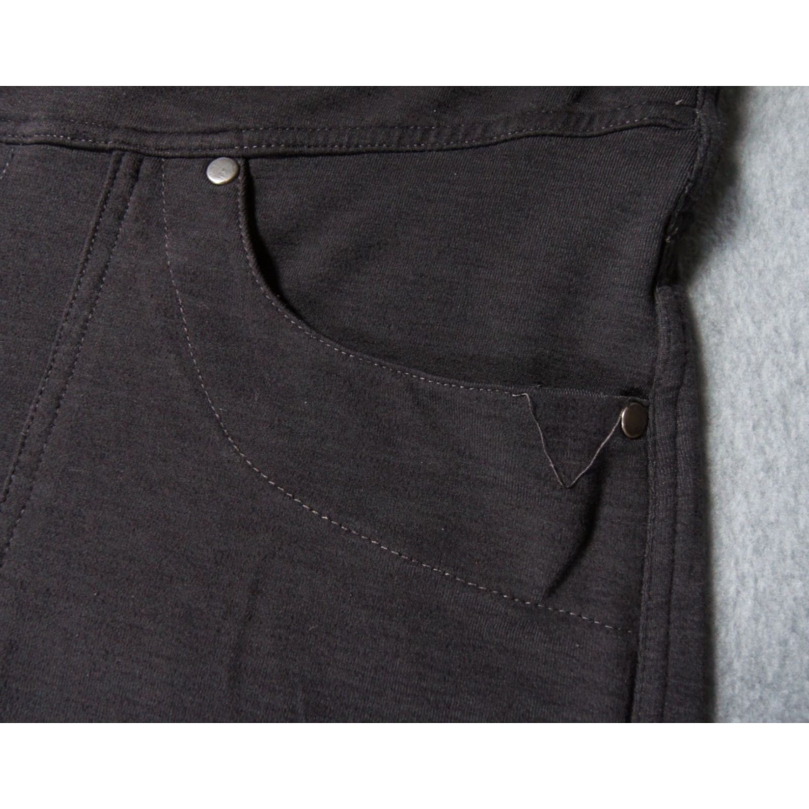 Vintage Kuhl Pants Womens 10 Gray Heather Mova Cargo Yoga Lounge Comfort Ladies FLAWS Size 32" / US 10 / IT 46 - 5 Thumbnail