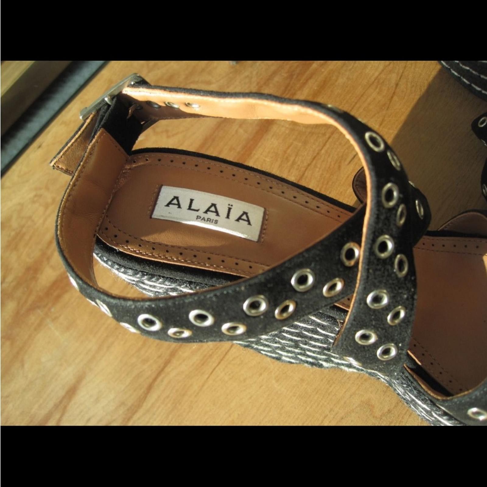 Alaia Alaïa Black Suede Eyelet Strap Wedge Sandals Size US 9 / IT 39 - 3 Thumbnail