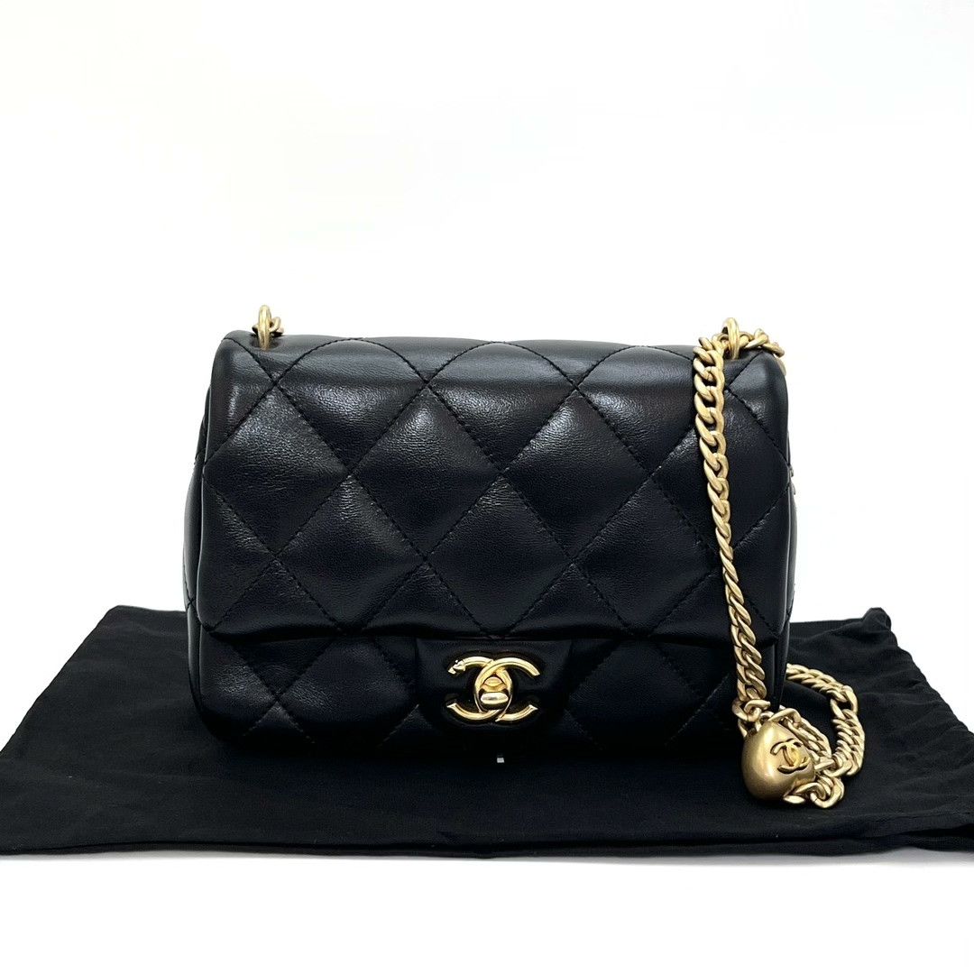 Chanel Pre-loved Bag Very good condition Size ONE SIZE - 1 Thumbnail