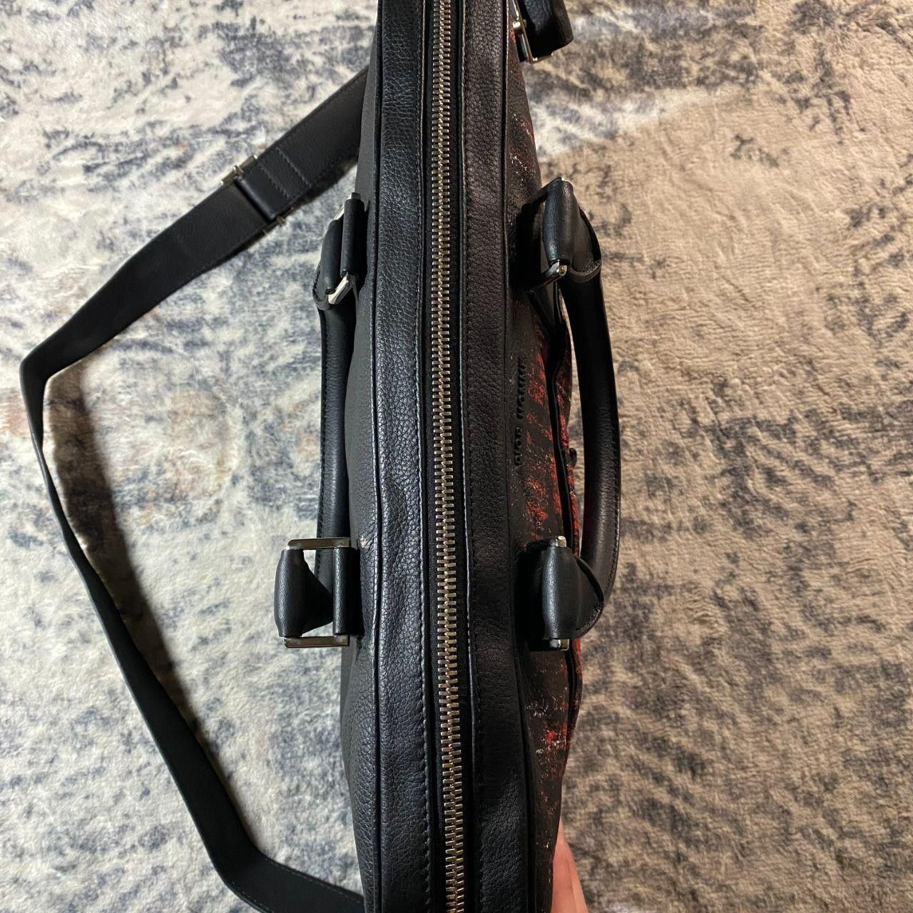 1/1 Dior FW17 Runway Gradient Leather Black Messenger Bag