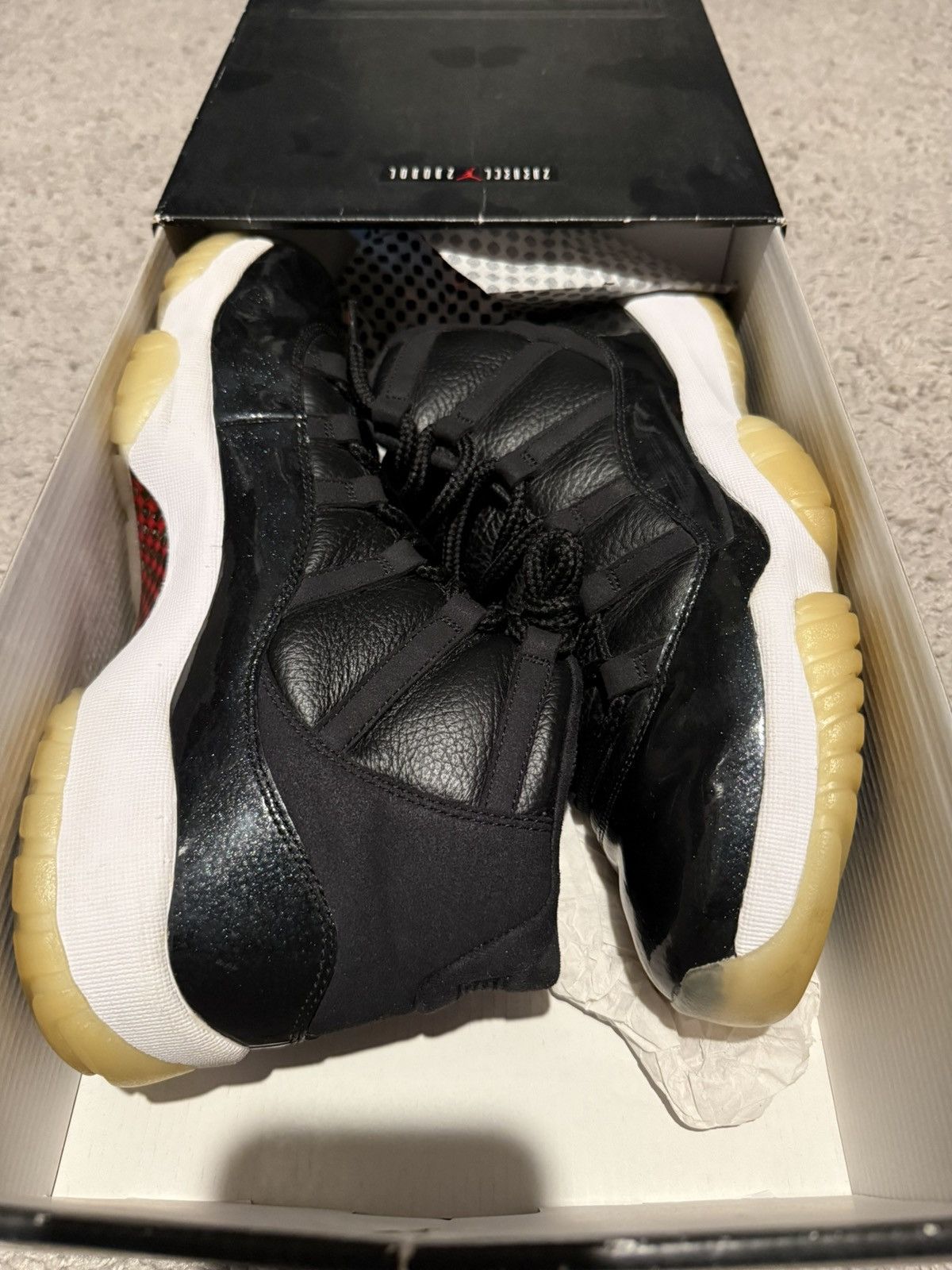 Jordan Brand Nike Air Jordan 11 Retro 72-10 2015 Size US 11.5 / EU 44-45 - 13 Thumbnail