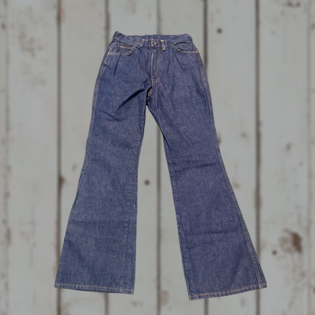Levi's VINTAGE Levi's Big E White Tab Jeans Women's 1960s Wide-Leg 30 Regular Blue Snap Zip Pants For Gals Size 30" / US 8 / IT 44 - 1 Thumbnail