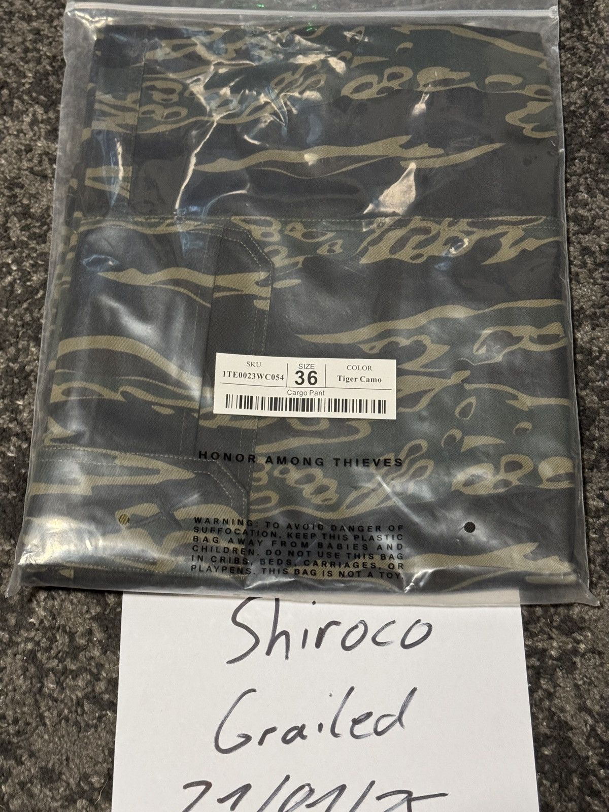 100 Thieves 100 Thieves Cargo Pants tiger camo, size 36 Size US 36 / EU 52 - 1 Thumbnail