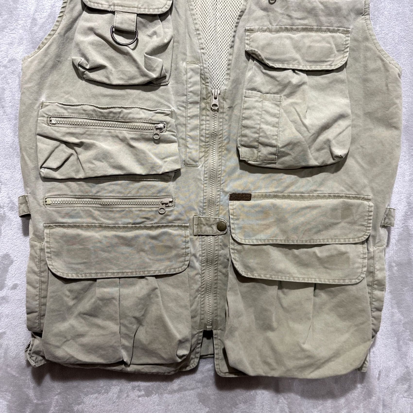 Vintage VINTAGE Woolrich Vest Mens Size L Beige Cotton Outdoor Utility Trail Fishing Vest Size US L / EU 52-54 / 3 - 6 Thumbnail