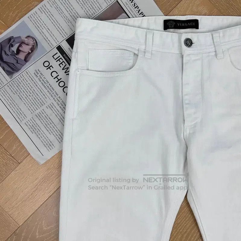 Versace Versace Casual White Denim Pants for Men . Size US 34 / EU 50 - 6 Thumbnail