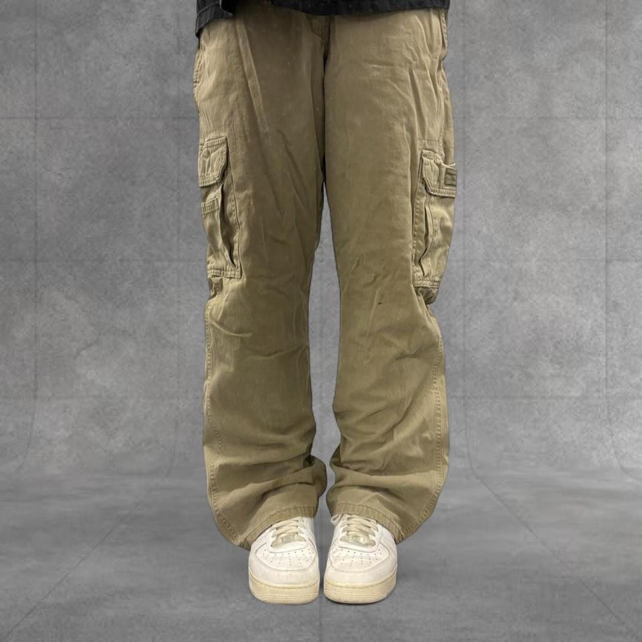 Vintage Crazy Vintage Y2K/2000s Baggy Skater Streetwear Style Khaki Cargo Pants! Size US 34 / EU 50 - 1 Thumbnail