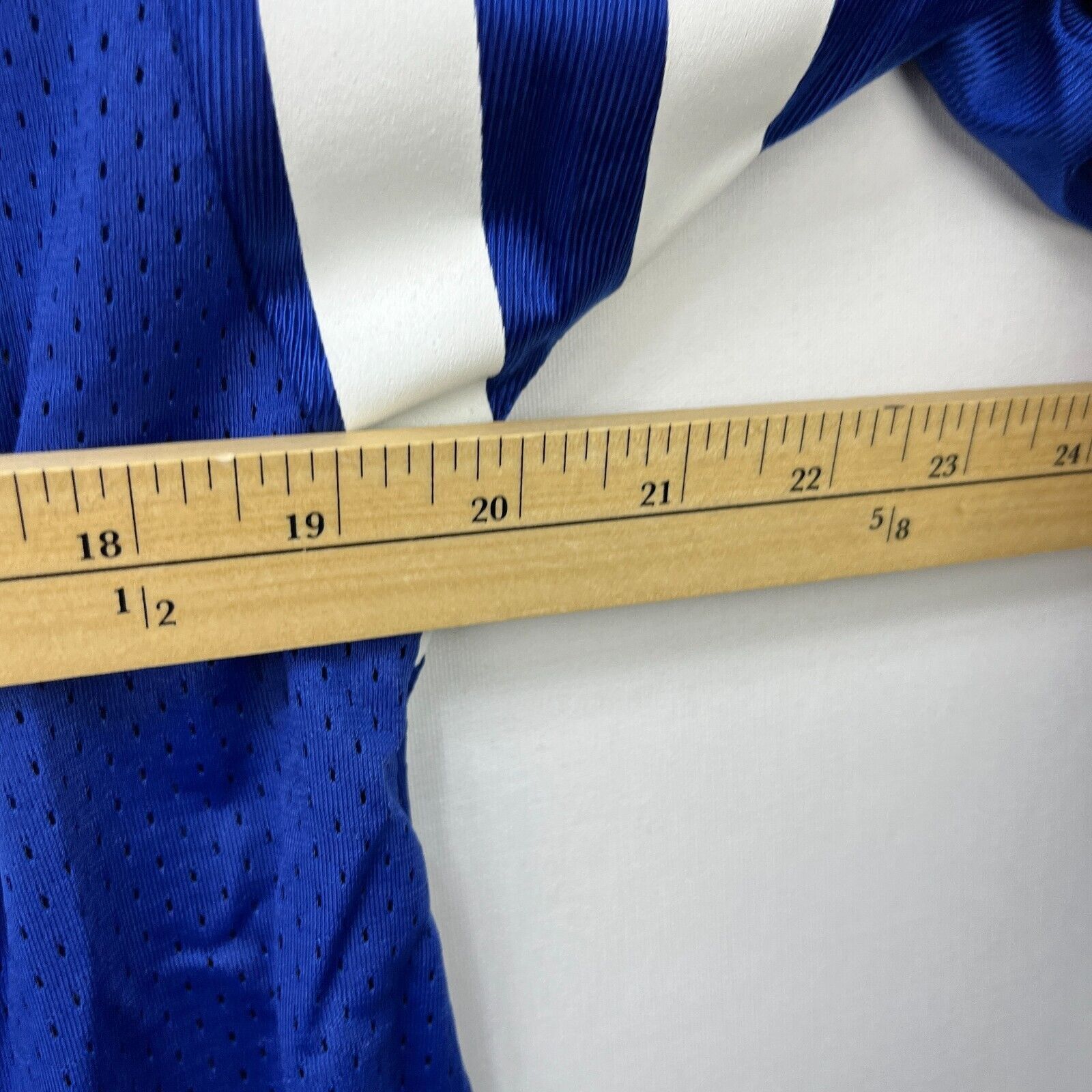 Champion × Vintage Vintage Indianapolis Colts Marshall Champion USA 40 Medium Size US M / EU 48-50 / 2 - 9 Thumbnail