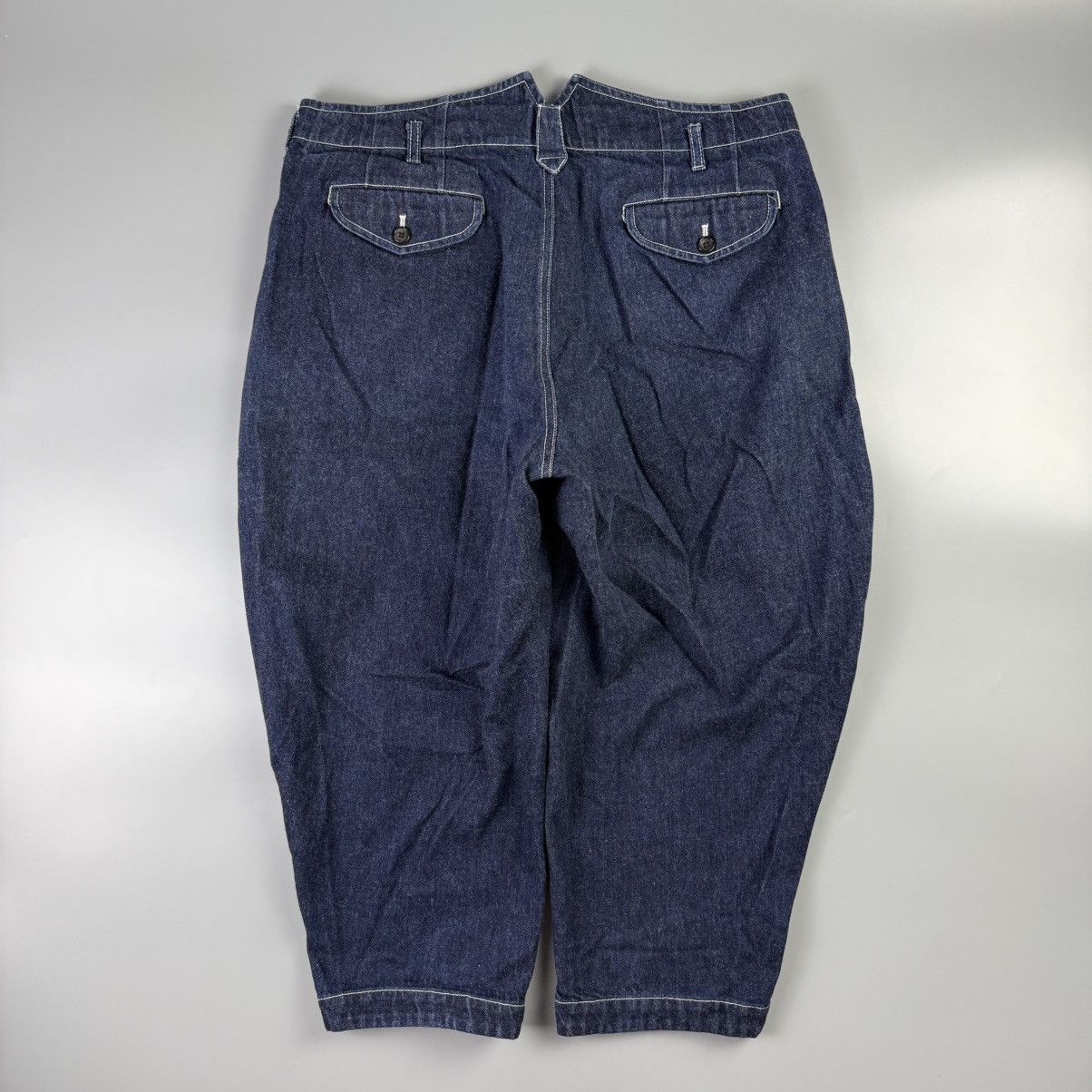 Comme des Garcons SHIRT CDG SHIRT boys - White Stitch Banana Denim Cropped Pants Size US 34 / EU 50 - 9 Thumbnail