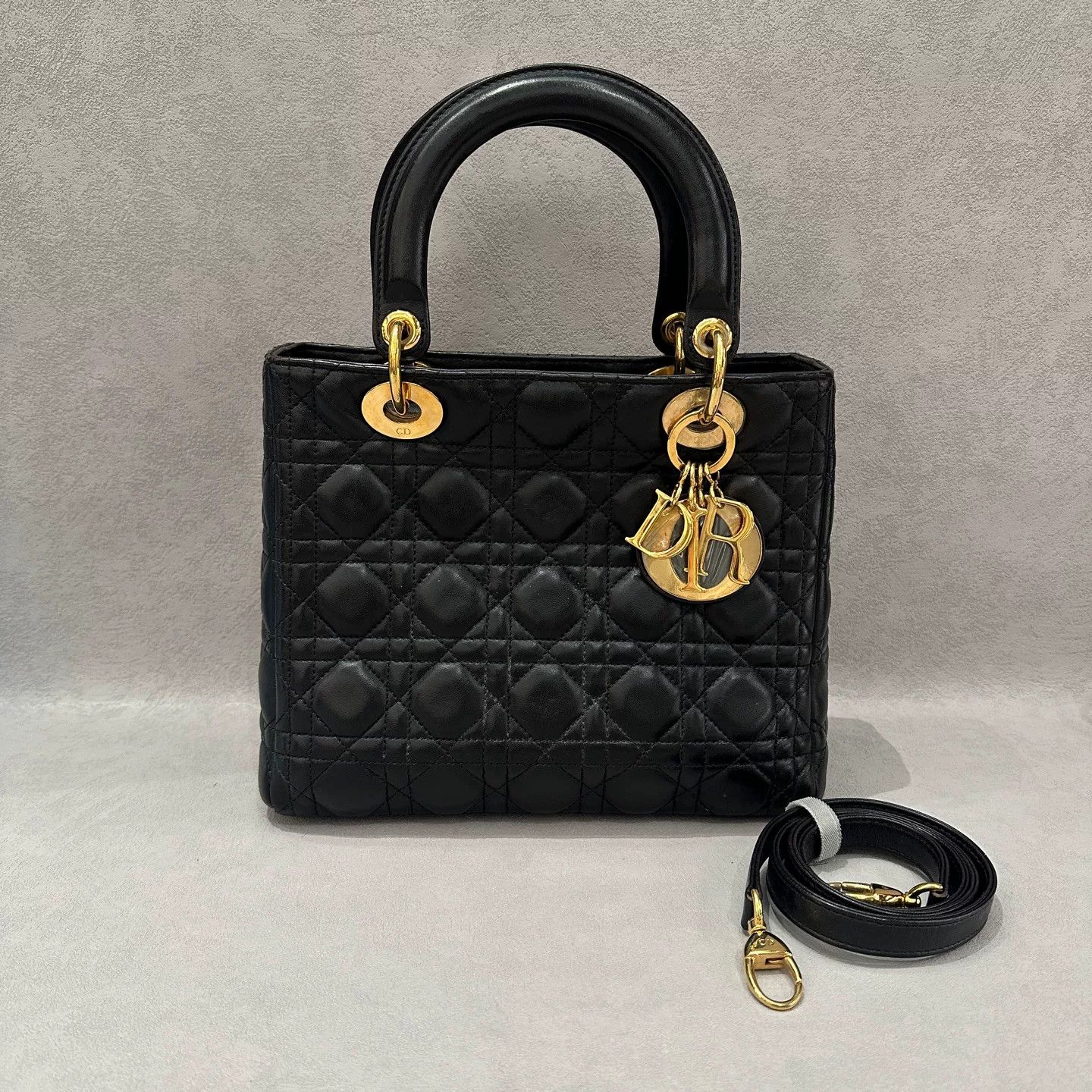 Dior Pre-loved Bag Very good condition Size ONE SIZE - 1 Thumbnail