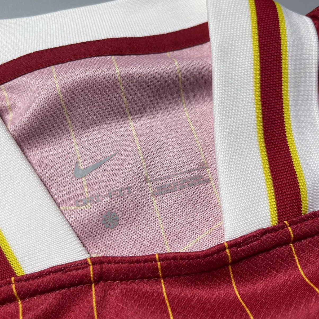 Nike LIVERPOOL NIKE 2024/2025 SOCCER HOME JERSEY #9 DARWIN NUNEZ Size US S / EU 44-46 / 1 - 6 Thumbnail