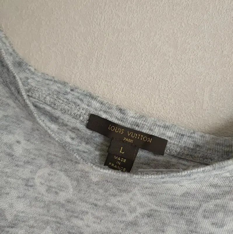 Louis Vuitton Louis Vuitton Gray Cotton Logo Short Sleeve Tee . Size L / US 10 / IT 46 - 4 Thumbnail