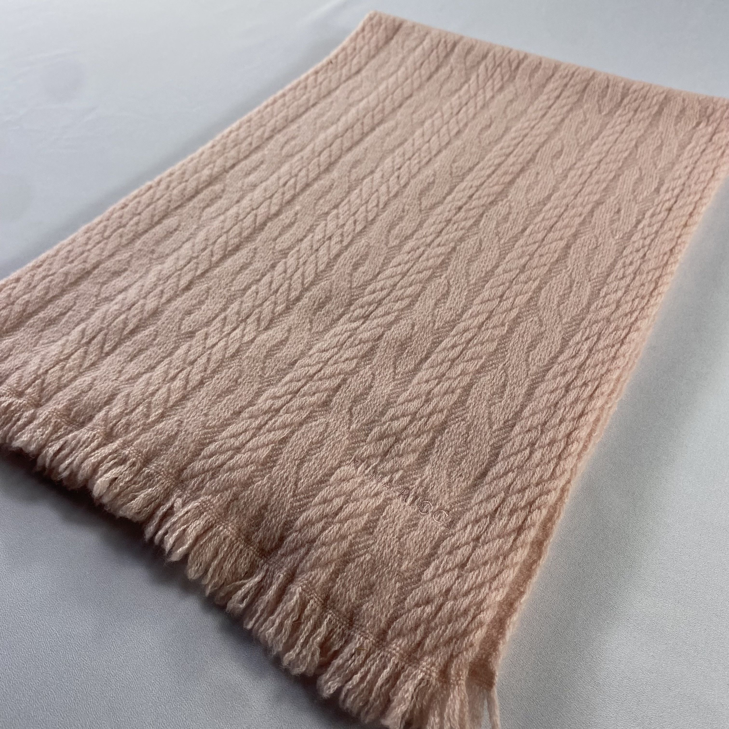 Nina Ricci Nina Ricci Scarf Neck Wrap Cashmere Muffler Size ONE SIZE - 2 Thumbnail