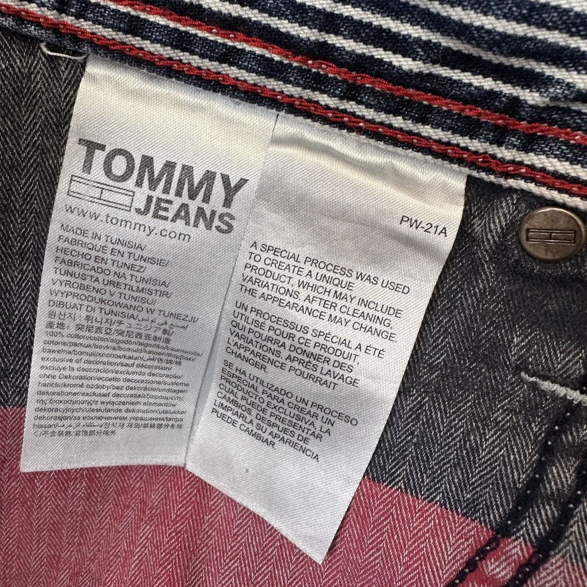Tommy Hilfiger Tommy Hilfiger Casual Shorts Size US 32 / EU 48 - 10 Thumbnail