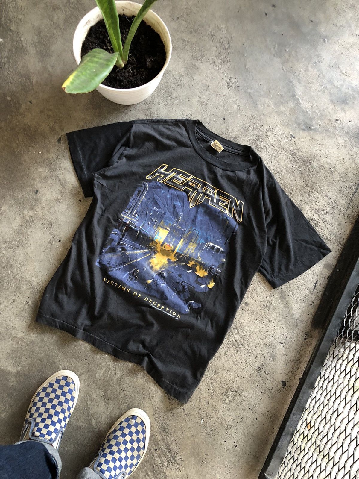 Band Tees × Vintage VTG HEATHEN “VICTIMS OF DECEPTION EUROPAN TOUR 1991 Size US L / EU 52-54 / 3 - 1 Thumbnail