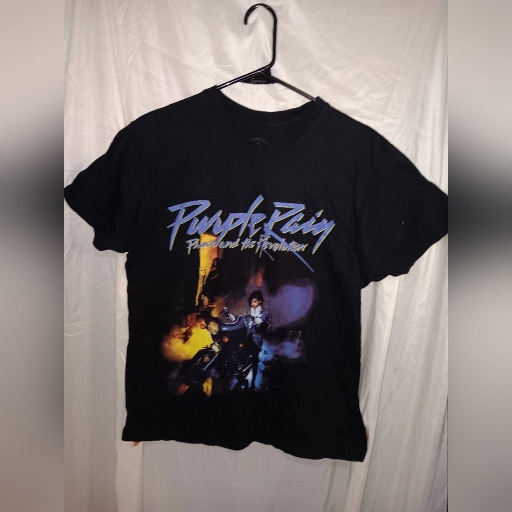 Fruit Of The Loom Purple Rain, rock band T-shirt, men's medium, nwot Size US M / EU 48-50 / 2 - 1 Thumbnail