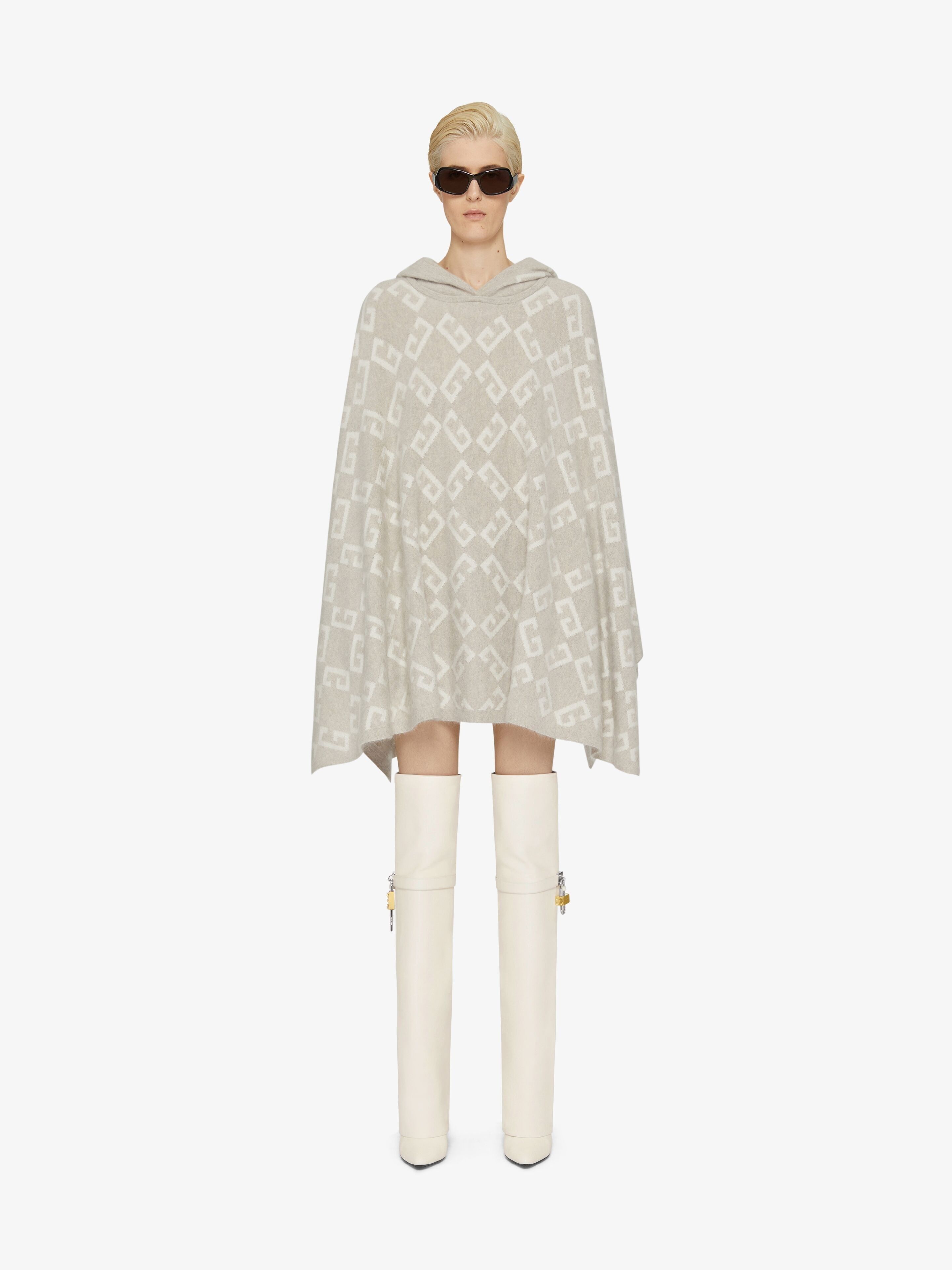 Givenchy oc11z0725 Poncho Capes in Beige Size US S / EU 44-46 / 1 - 2 Thumbnail