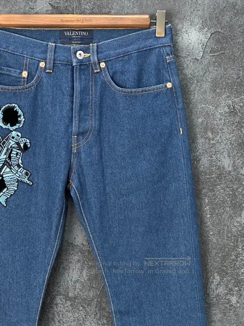 Valentino Valentino Blue embroidered jeans Size US 28 / EU 44 - 3 Thumbnail