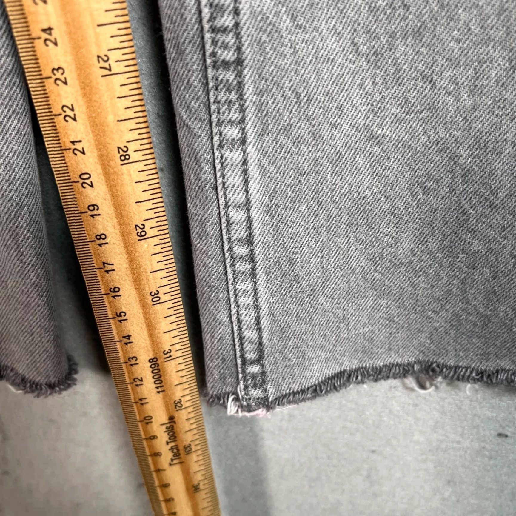 Mango Mango Jeans 2 Gray High-Waisted Straight-Leg Frayed Hem Womens Size 2 Denim Cotton Blend 5-Pocket Design Inseam 32 in Rise High Vintage No Mens Womens Size 26" / US 2 / IT 38 - 6 Thumbnail