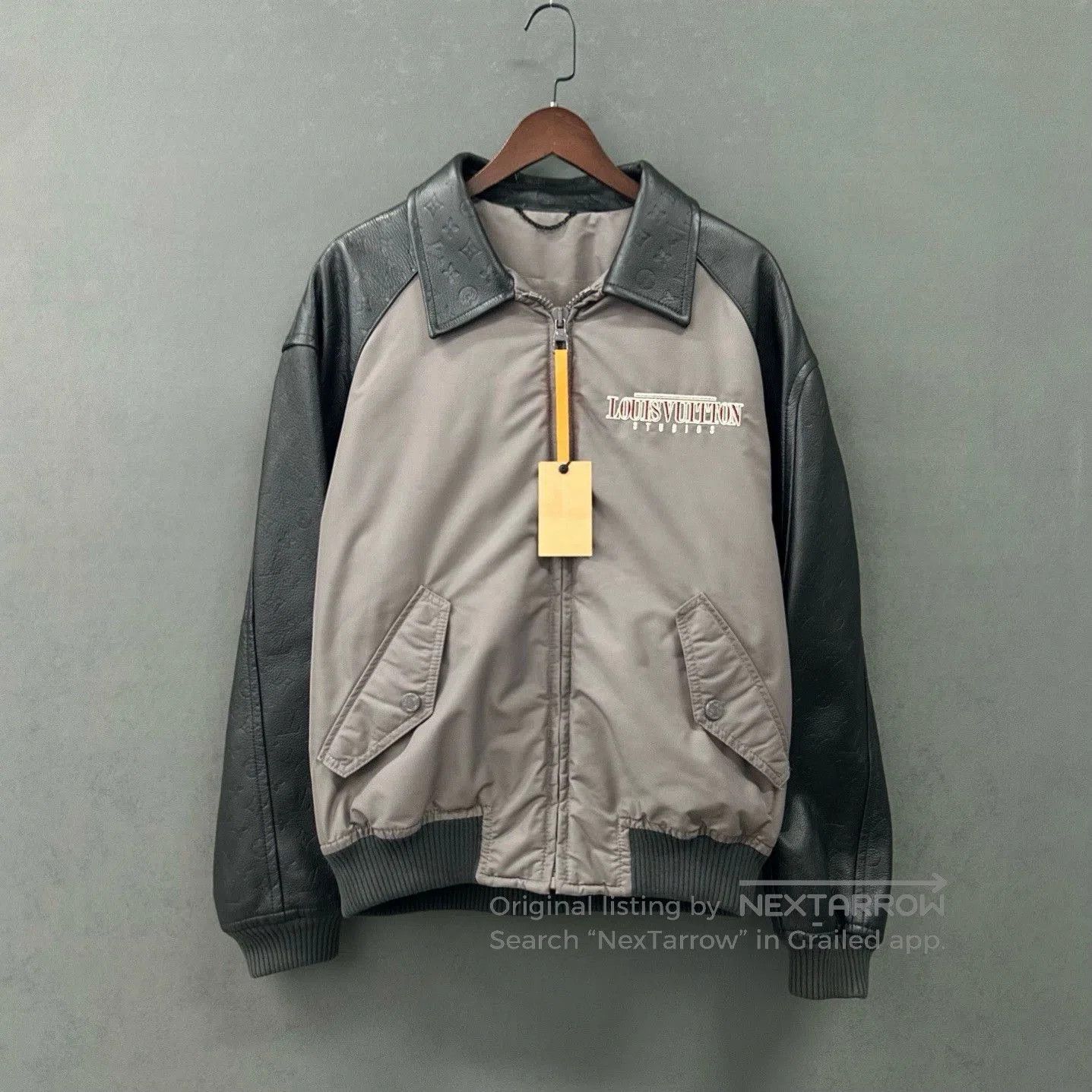 Louis Vuitton gray leather. Size US S / EU 44-46 / 1 - 1 Thumbnail