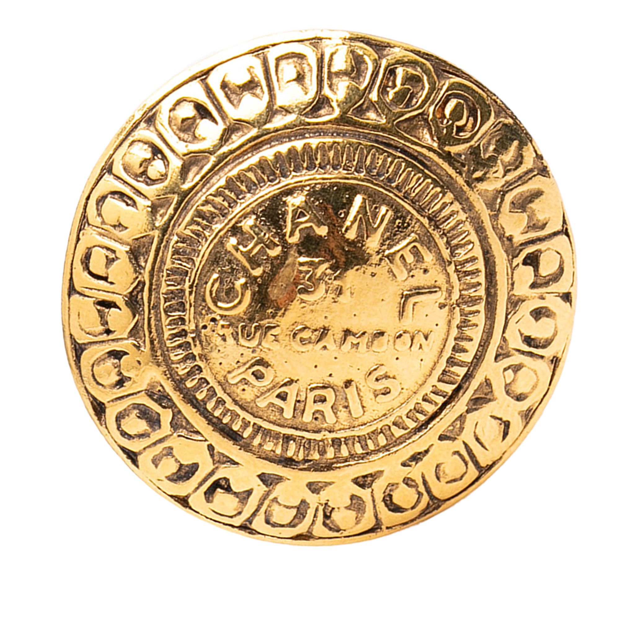 Chanel Chanel Gold Plated 31 Rue Cambon Round Brooch Size ONE SIZE - 1 Thumbnail