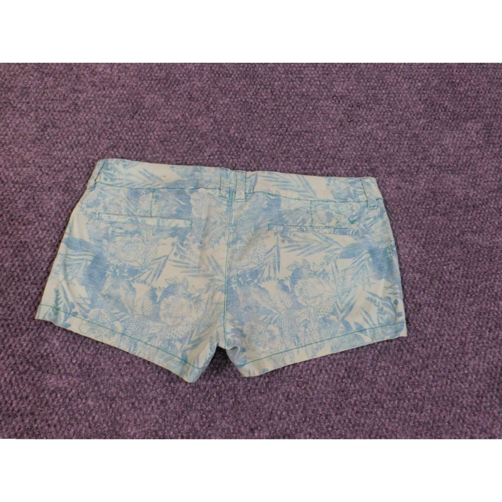 American Eagle Outfitters American Eagle Shorts Women size 10 blue floral chino shortie stretch Size 25" / US 0 / IT 36 - 7 Thumbnail