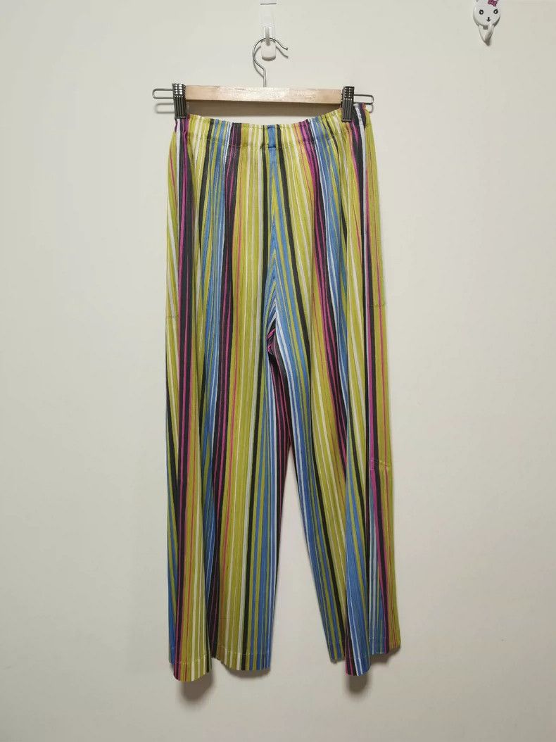 Issey Miyake Issey Miyake size:2 Colorful striped pleated wide-leg pant Size 23" - 2 Thumbnail