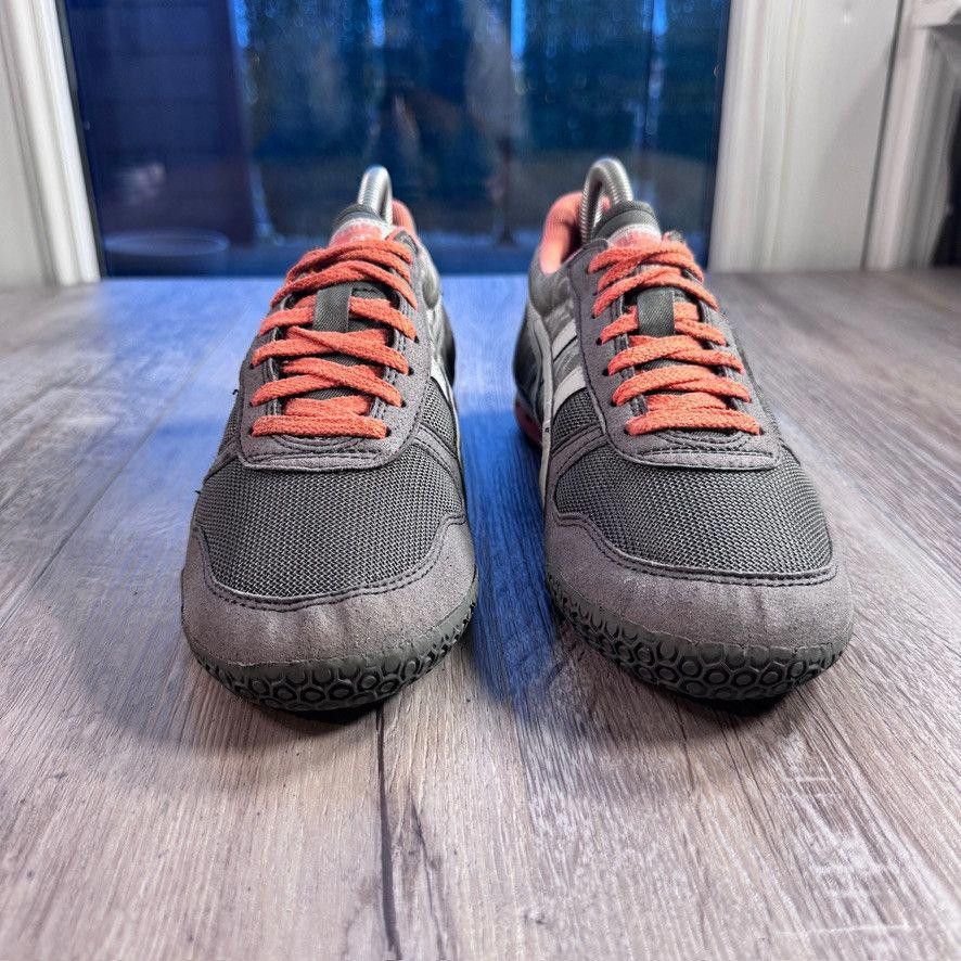 Asics ASICS • ONITSUKA TIGER Ultimate 81 (6.5M) Size US 6.5 / EU 39-40 - 6 Thumbnail