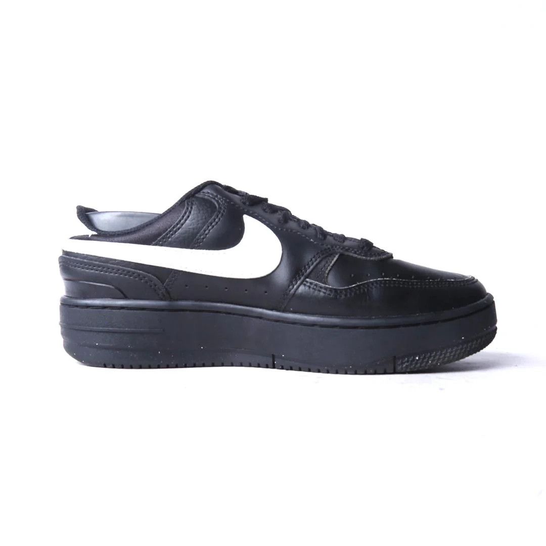 Nike Nike Gamma Force women's shoes in black and white Size US 7 / IT 37 - 2 Thumbnail