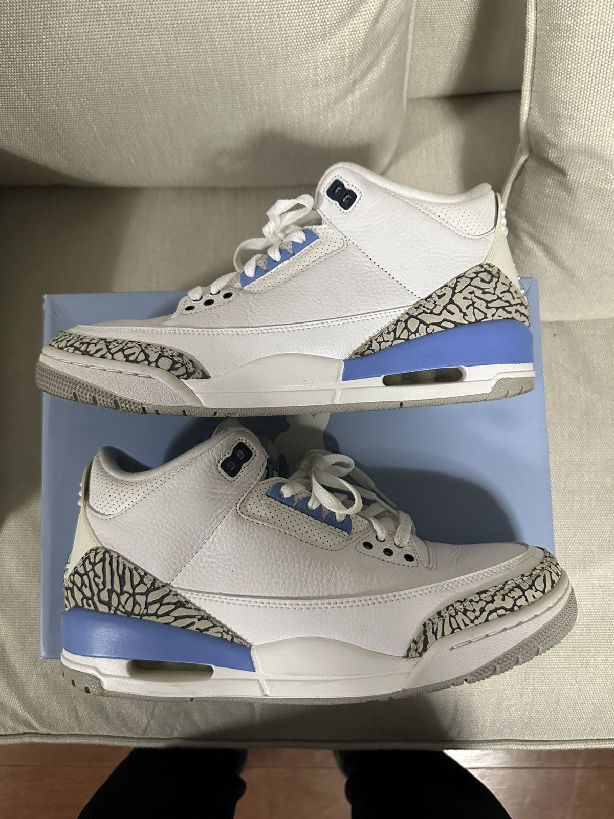 Nike Jordan 3 retro unc (2020) Size US 10 / EU 43 - 3 Thumbnail