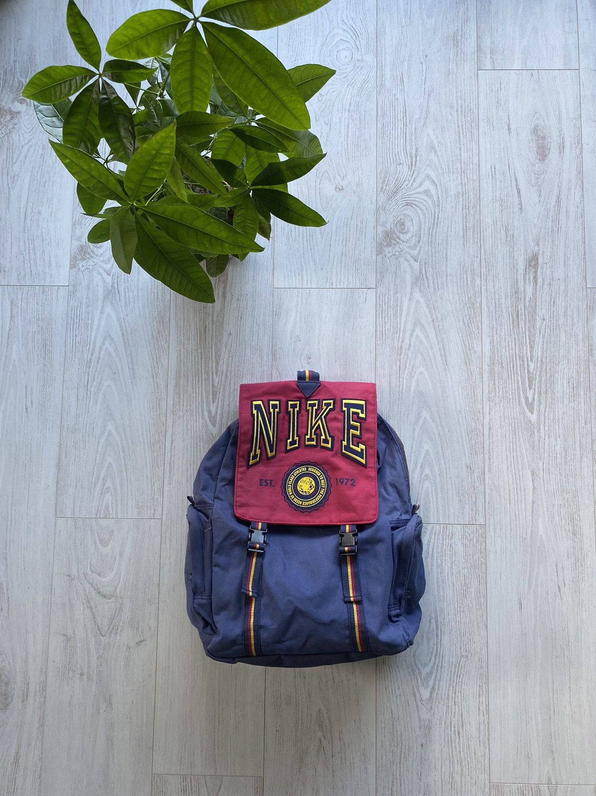 90s nike backpack hotsell