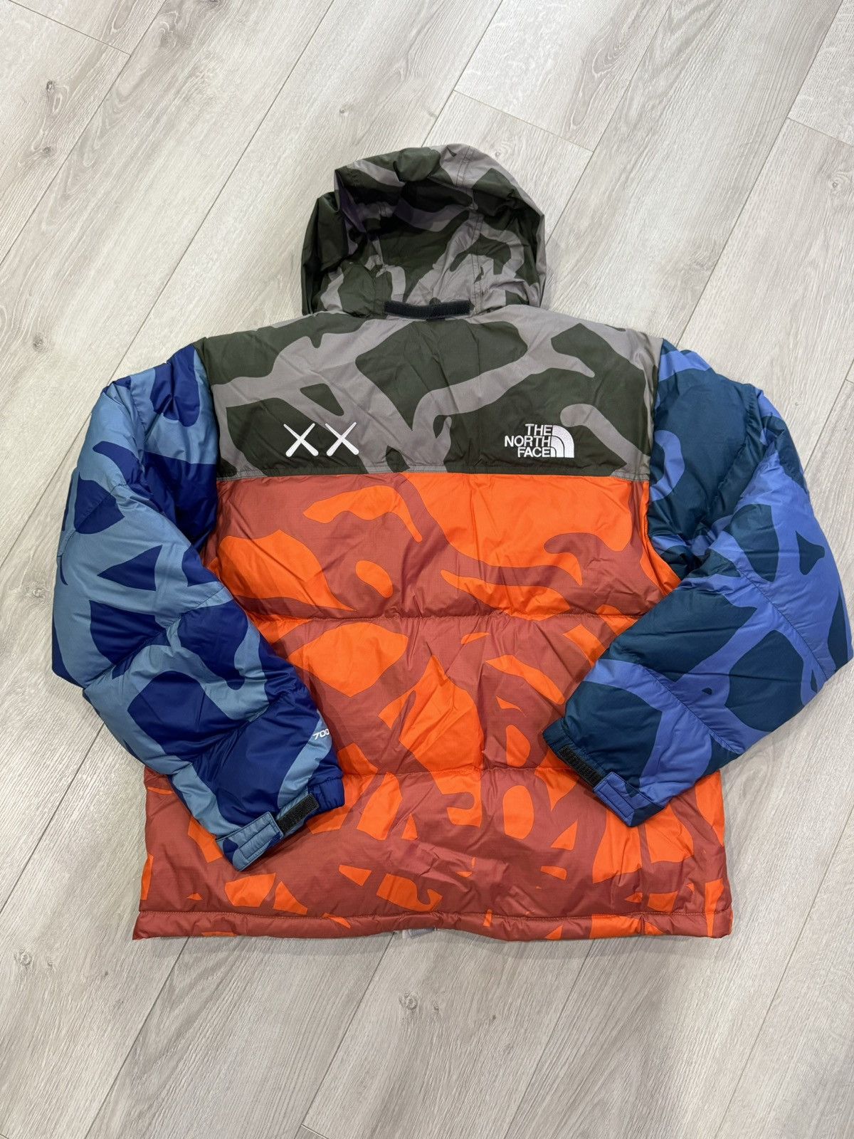Kaws × The North Face KAWS X THE NORTH FACE 1996 NUPTSE JACKET MOONLIGHT IVORY Size US L / EU 52-54 / 3 - 2 Thumbnail